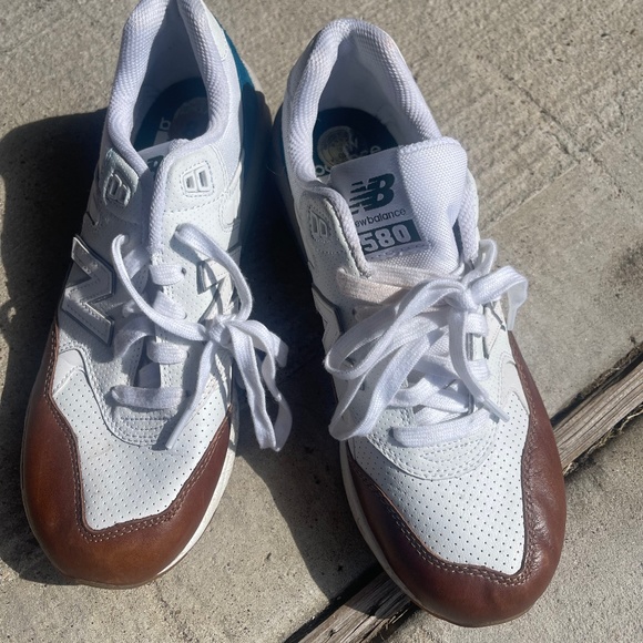 New Balance Other - Used Balance 580 Revlite Running Shoes Size 8 White Blue Brown